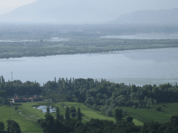 Dal Lake and Sonmarg  guide in our trip to Srinagar